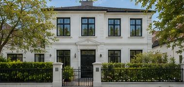 Stadthaus mit üppigem Garten, grüner Außenanlage und privatem Rückzugsort